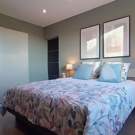 Appartement Pinede Man Yelle 滨海萨纳里 外观 照片