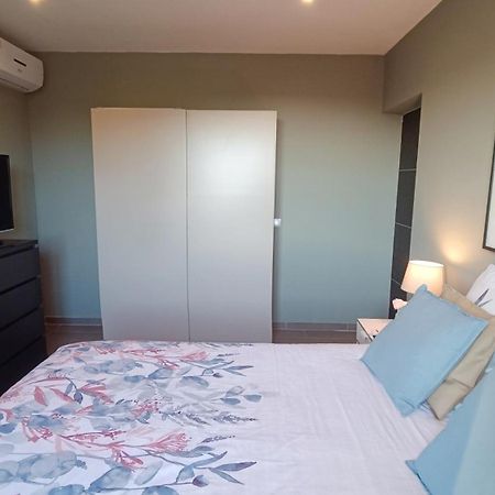 Appartement Pinede Man Yelle 滨海萨纳里 外观 照片